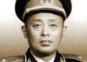 1949年,二野大军途经麻城,盲人老太拦路哭寻儿子,陈赓听完名字大笑:“那小子现在是我们的师长!”湖北麻城,1949年春天,晨色还未退尽。成千上万的解放军向南挺近,军队中步伐稳健,人马往来不绝。途中,没人注意的小路边,突然蹿出一个身影——衣服破碎、两眼全盲的老太太。她一手拄着光棍,...