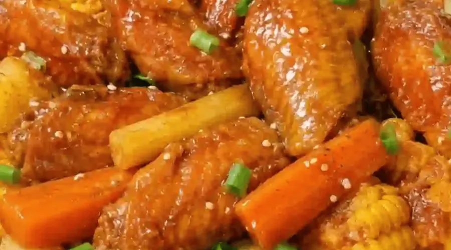一锅炖出家的味道:鸡翅玉米土豆煲,家常灶台上的暖心盛宴