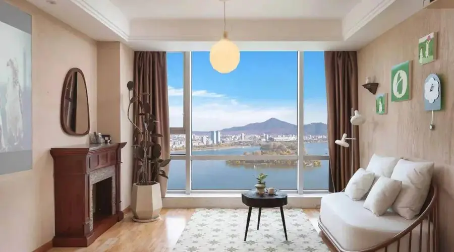 南京玄武湖住宿推荐:洄游湖景民宿,年轻人超爱,观景民宿好评榜第一
