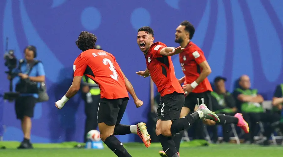 世界杯-易卜拉欣头槌破门 阿根廷失点半场0-1落后埃及