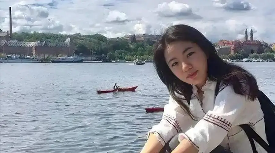 前凤凰女主持人力挺蒋方舟:谁没年轻犯错?这番洗白,未免太可笑