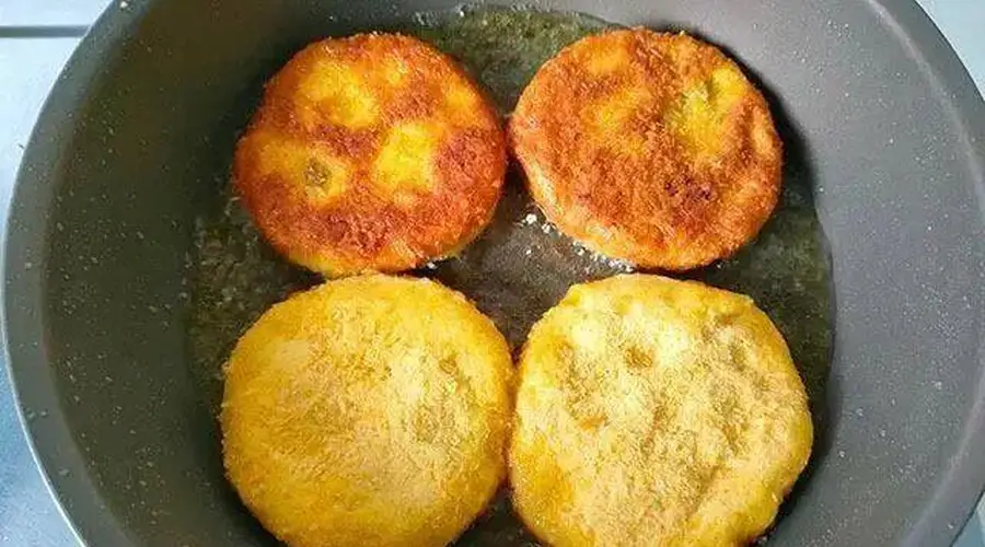 南瓜丰收季 这款红豆南瓜饼煎制即食酥软香甜
