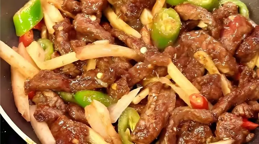 十分钟快手下饭菜 家庭姜烧牛肉好吃到上头