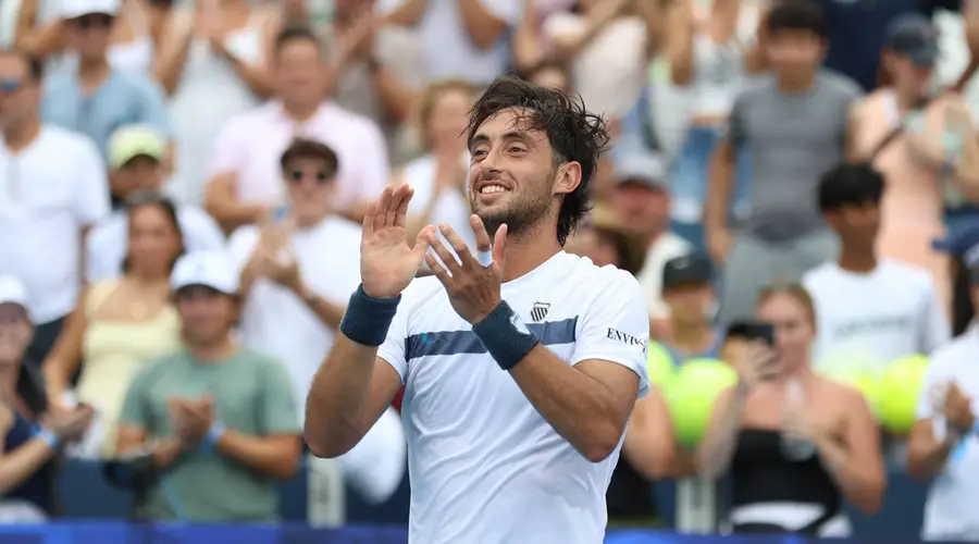 ATP辛辛那提站-蒂兰特爆冷2-1逆转德约 小兹维2-1晋级32强
