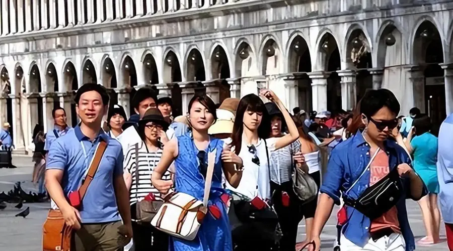 中日关系紧绷,国人赴日热情却不减,到底是心大还是忘了?
