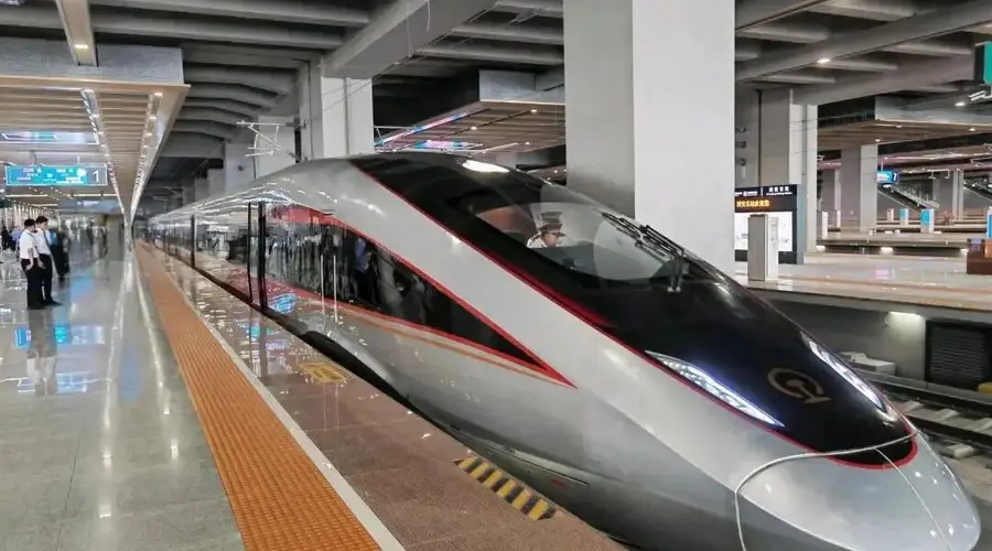 西安人出游新选择：从肉夹馍吃到三合汤 ！西十高铁沿线吃喝玩乐全攻略来啦~