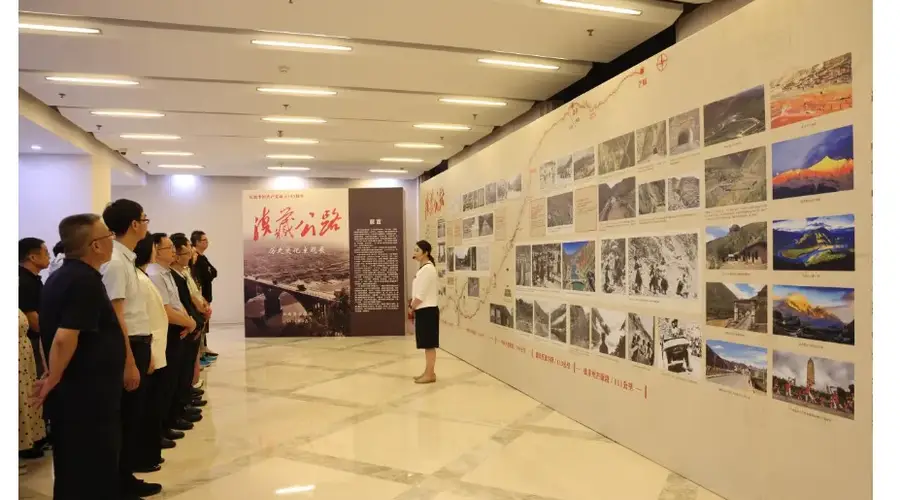 多家媒体聚焦｜滇藏公路历史文化主题展开展