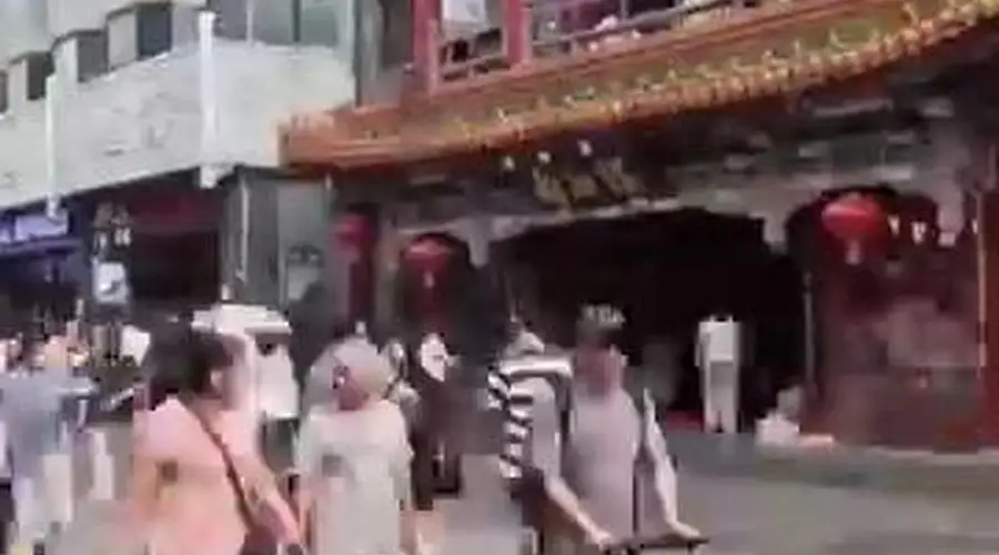 租辆车去远方!暑期租车订单增长近六成,房车露营火了