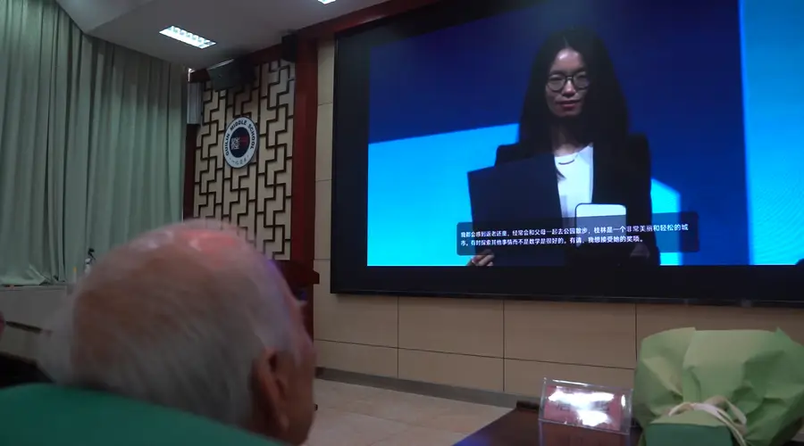 桂林中学学生以文寄志 数学心语成解题动力