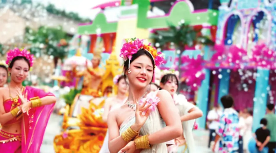 古镇升级全域文旅 今年五一三期工程启幕 四期暑期将打造六国泼水狂欢节
