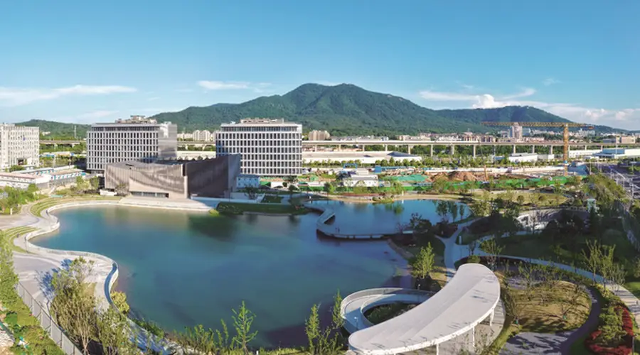 7月30日南京红山新城水景公园完工开放 打造四季有景城市空间