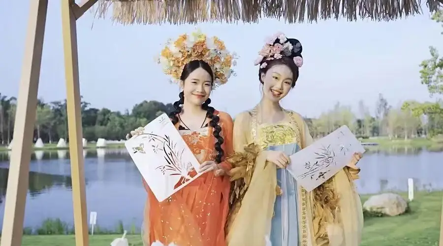 邂逅七夕浪漫!成都郫都花神文化周国风夜游即将上线