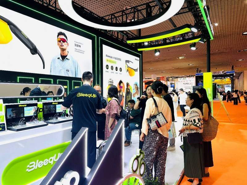 当AI眼镜首次纳入国家补贴，厦门国际眼镜展成了谁的竞技场