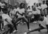 看展览｜阿尔勒摄影节开幕，聚焦摄影发明200年与非洲摄影