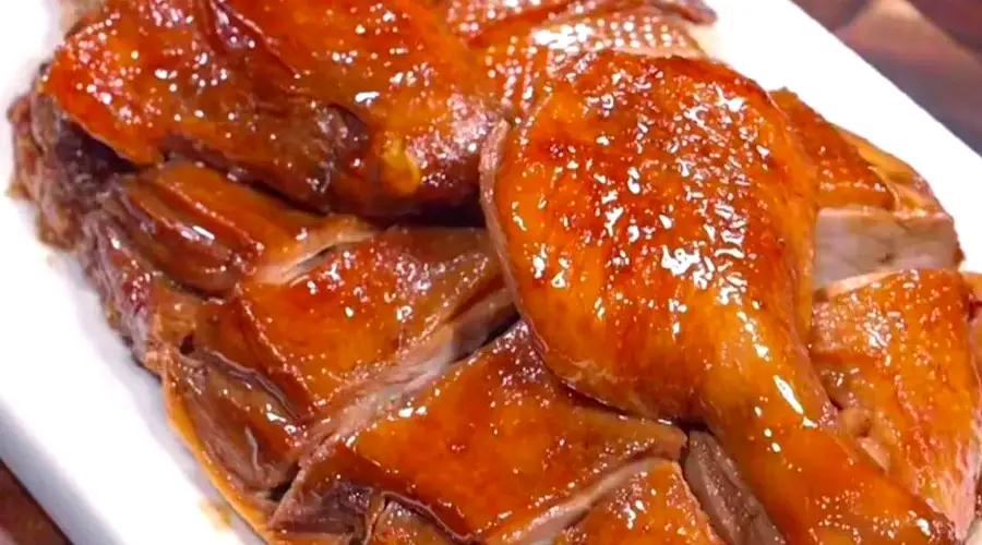 吕文扬的酱汁鸭：老味道里熬出新烟火