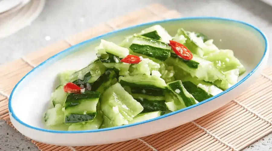 夏日凉拌黄瓜绝味秘诀:爽脆解腻零失败