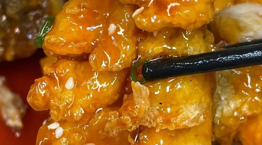 糖醋松鼠鱼——酸酸甜甜,一口咬下全是幸福!