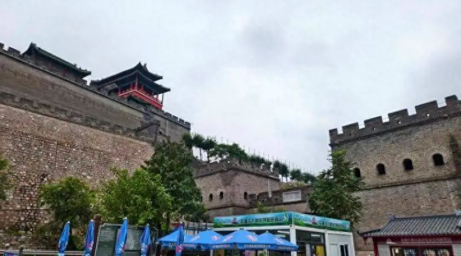 北京旅游咨询服务站点调查:三十余年老名片如何焕新?记者四日实地走访探求升级之路