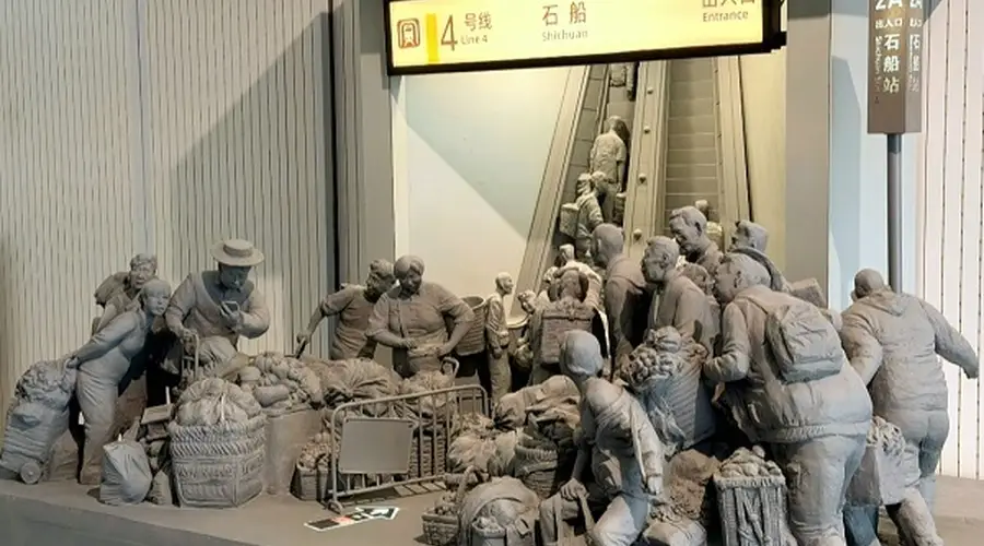 全国大学生美术作品展(雕塑·水彩·粉画展区)开幕