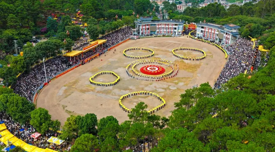 火舞七月燃情普格彝族火把节文旅系列活动启幕