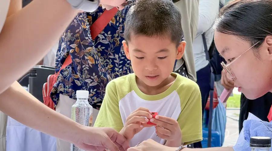 7月25日2026济南国际泉水节“涌动泉城”游泉打卡挑战赛启幕 除传统打卡还设寻章觅句沉浸式诗词互动
