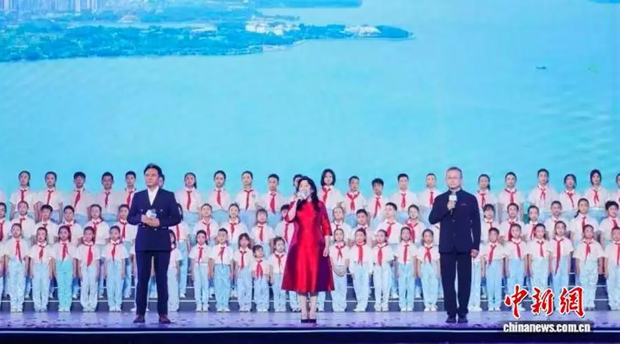 第四届华语行与第三届华舞行总展演在济南开幕