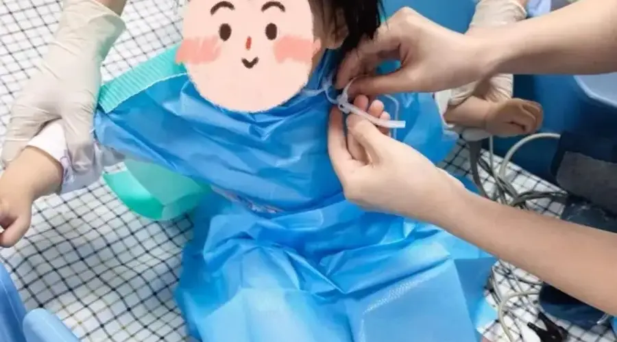 福州11月龄宝宝误吞蟑螂药 紧急送医洗胃