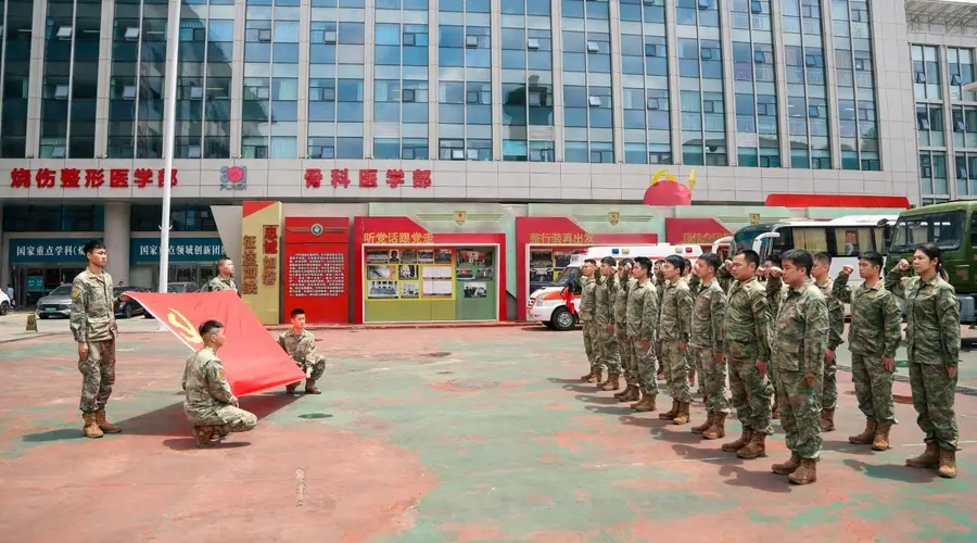解放军总医院第四医学中心学用习近平主席“七一”讲话成果 打造能保战伤的卫勤尖兵