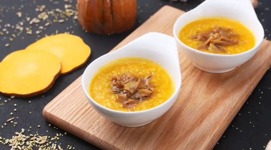 秋食暖粥正当时 南瓜小米菌菇粥成素食养胃优选