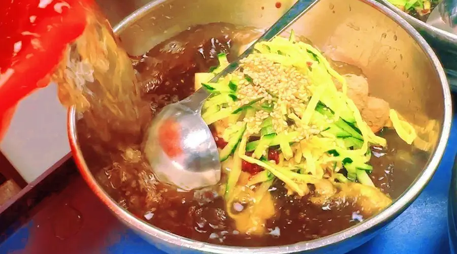 夏日寻味记丨冰爽延边冷面，解锁消暑滋味与非遗风味