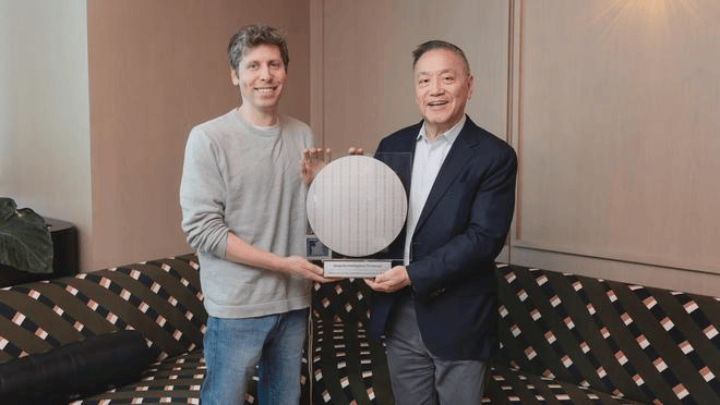 广积粮后，大模型厂商集体造芯