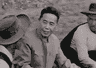 邓小平审阅军史影片，发现有一老部下的身影，当即指示：看了不舒服，去掉他