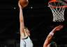 NBA夏季联赛-开拓者击败森林狼 杨瀚森隔扣对手