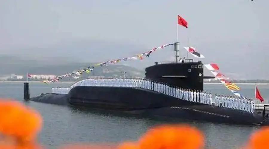 金灿荣:信息量爆炸!中国海军水下发射战略导弹究竟释放了什么信号?