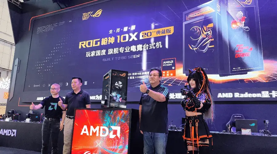 BW2026 首日高光时刻!AMD主舞台重磅首发ROG玩家国度枪神10X 20周年典藏版