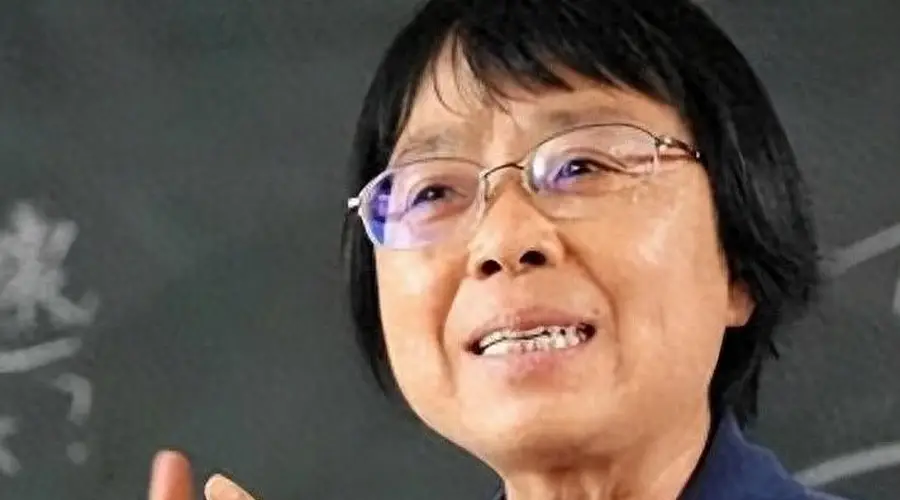 高考再度印证张桂梅:教育最大的骗局,就是盲目推崇释放天性