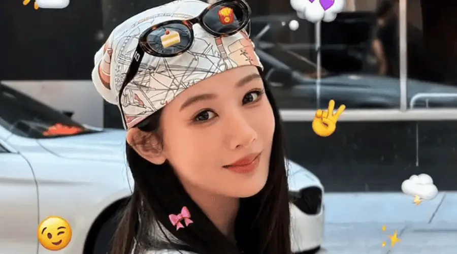 杨紫世界杯决赛现场嬉皮士造型吸睛