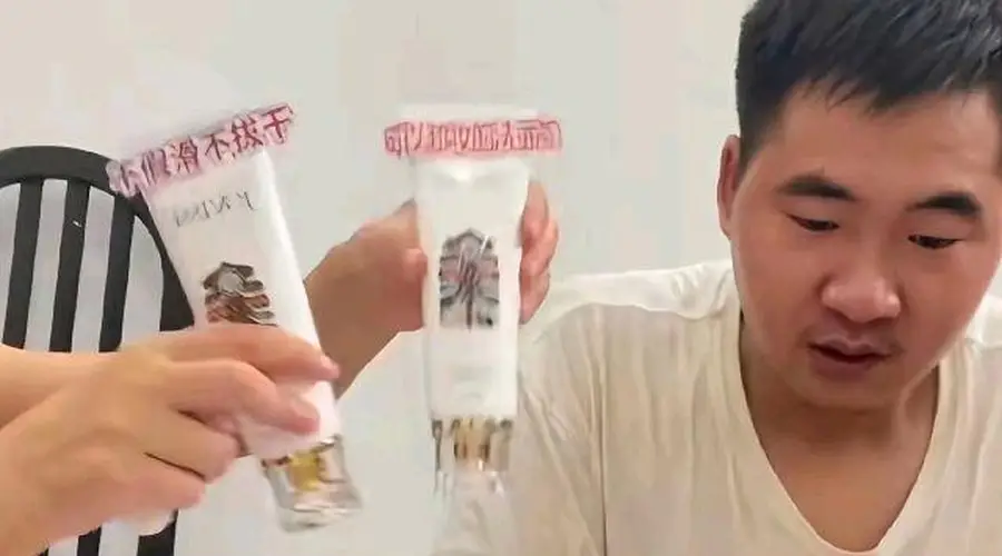 河南洛阳产妇羊水栓塞去世,留下满月孤儿引发社会关注
