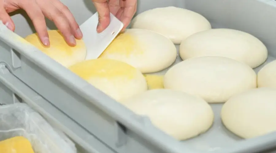 Dr.Pizza创食学院胡老师纽约薄饼披萨搓饼教学发布 分步拆解秒上手