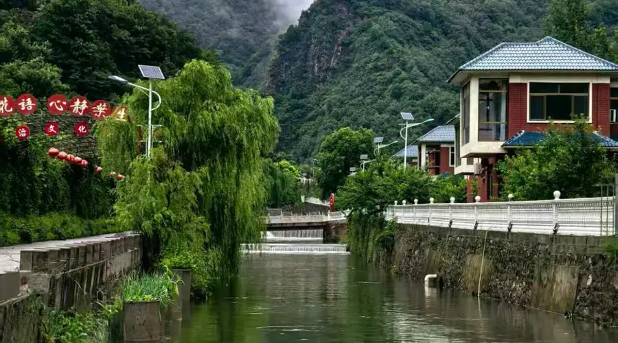 承德兴隆诗上庄榆溪小筑民宿可串联红河漂流兴隆山等热门景点