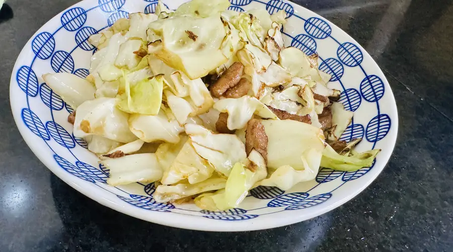 菜很清淡,但一斤没瘦呀,太难了