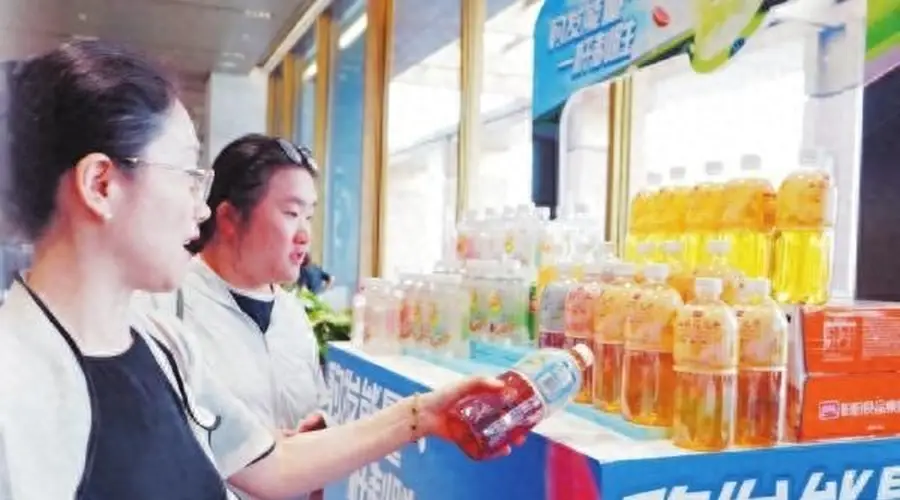 低价进军电解质水 盼盼食品“补水”上瘾