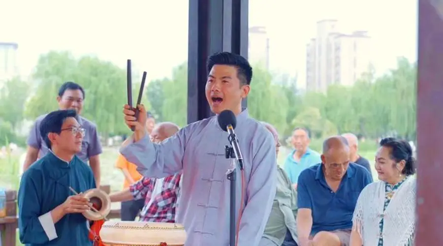 (寻味中华丨艺林)河南坠子:中原泥土里的烟火弦歌