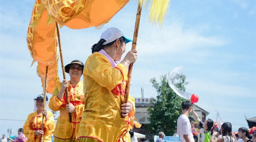 水龙舞动九丝城,民俗传承焕新生