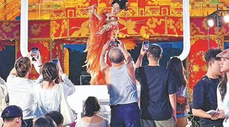国风花灯越夜越美,园博苑花灯乐园焕新迎客