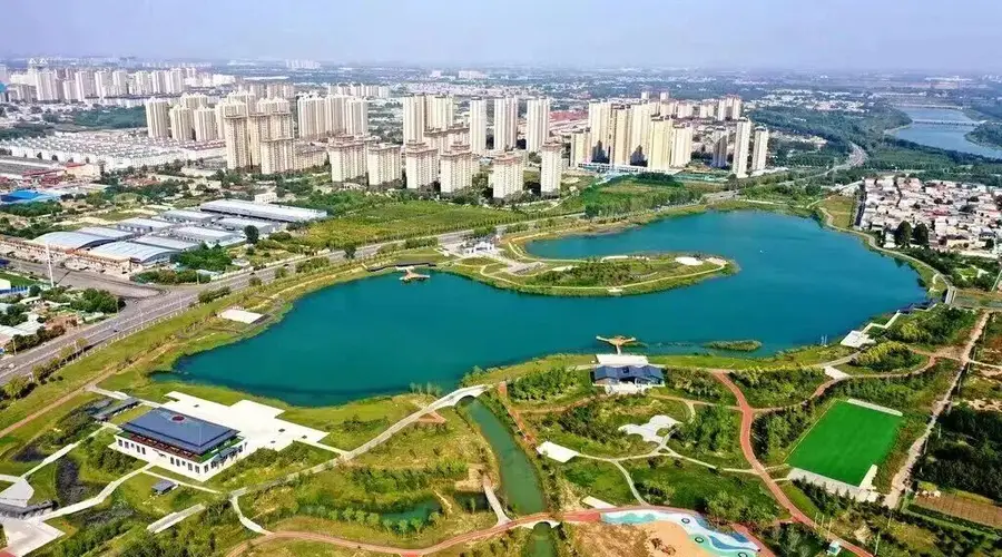追风太行泉城1号风景赛道七里河段：骑行绿岸 共享自然之乐