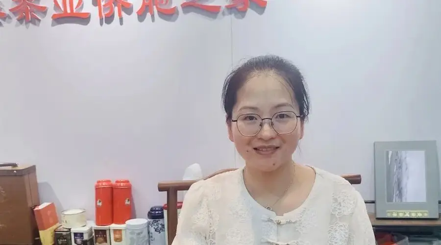 元泰茶业大暑茶会举办 红茶复兴与白马精神主题活动同步启动