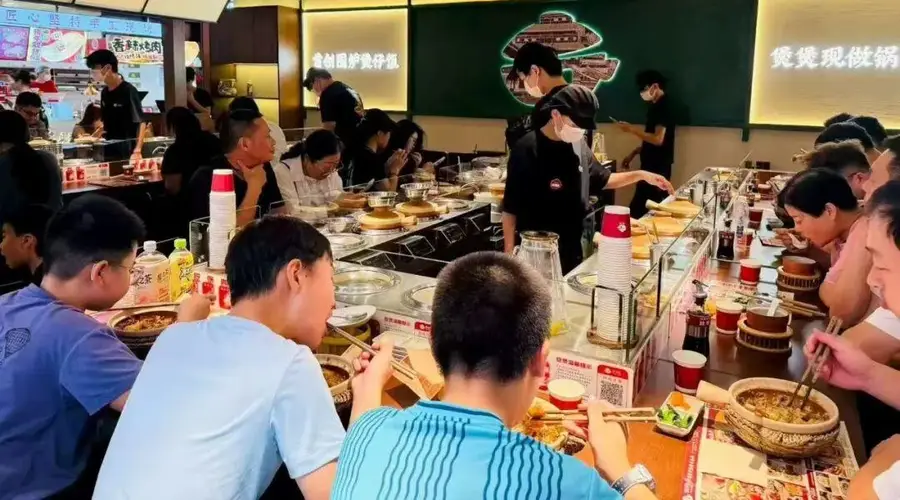 北京核心商场餐饮板前业态扩圈 涉中餐多品类引消费热议