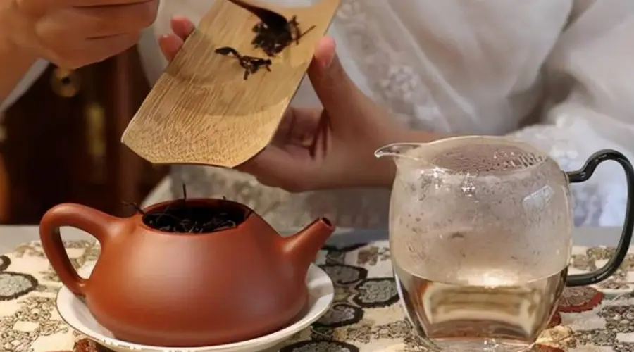 老周几十年喝茶习惯酿病 医生点破这几个饮茶误区需警惕