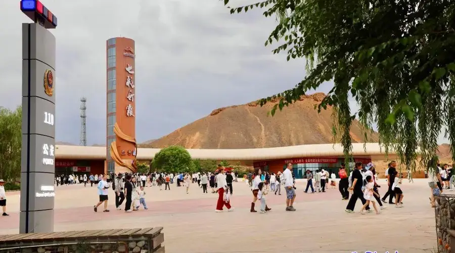 张掖旅游110警务模式高效服务游客 寻回失物挽回损失超千万